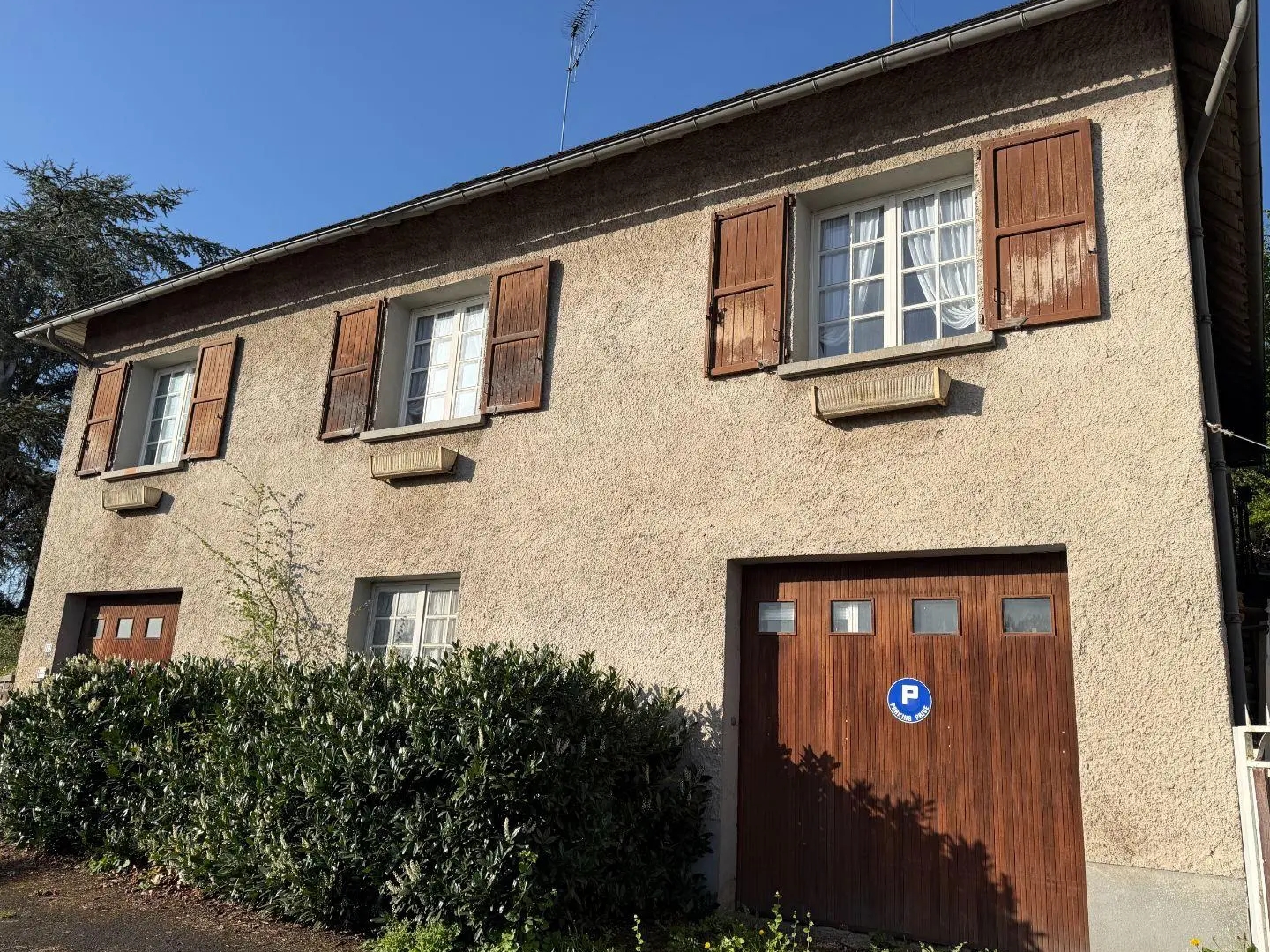 Maison à vendre - 5 pièces - 852m2 - Mauriac (15200)