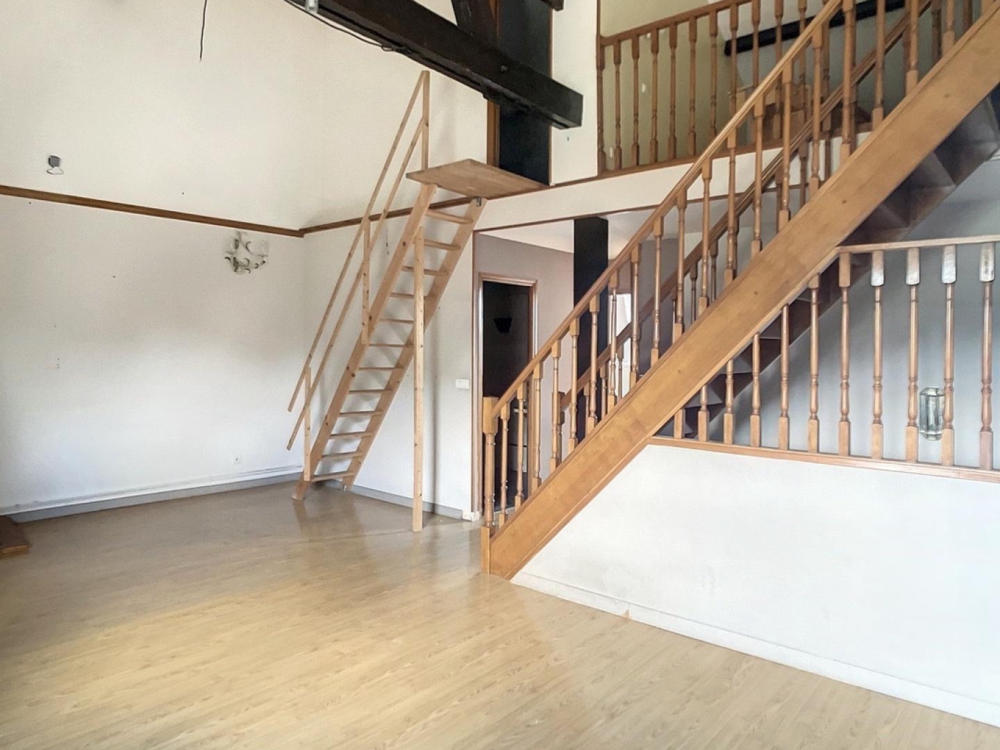 Maison à vendre - 9 pièces - 250m2 - Liévin (62800)