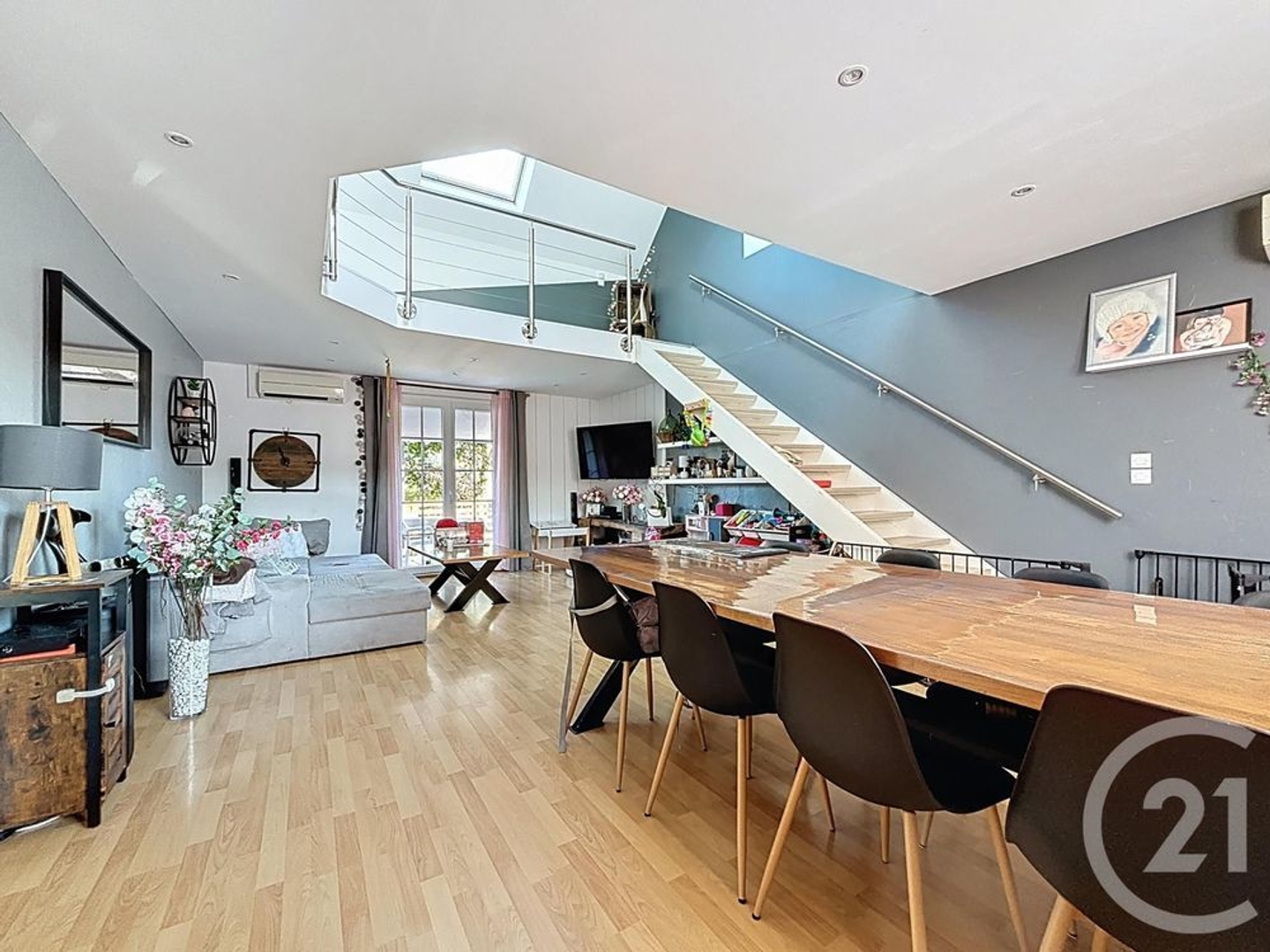Maison 8 pièces 226 m²