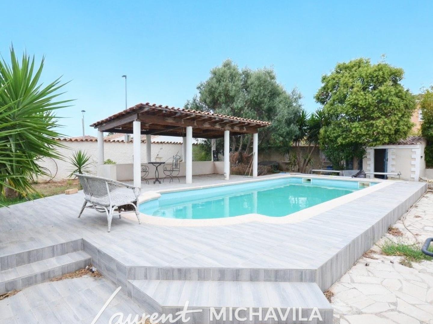 Maison à vendre - 8 pièces - 149m2 - Villeneuve-Lès-Bé... (34420)