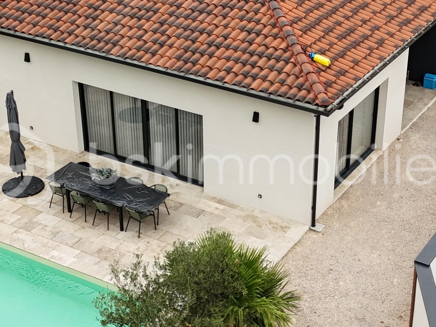 Maison 6 pièces 223 m²