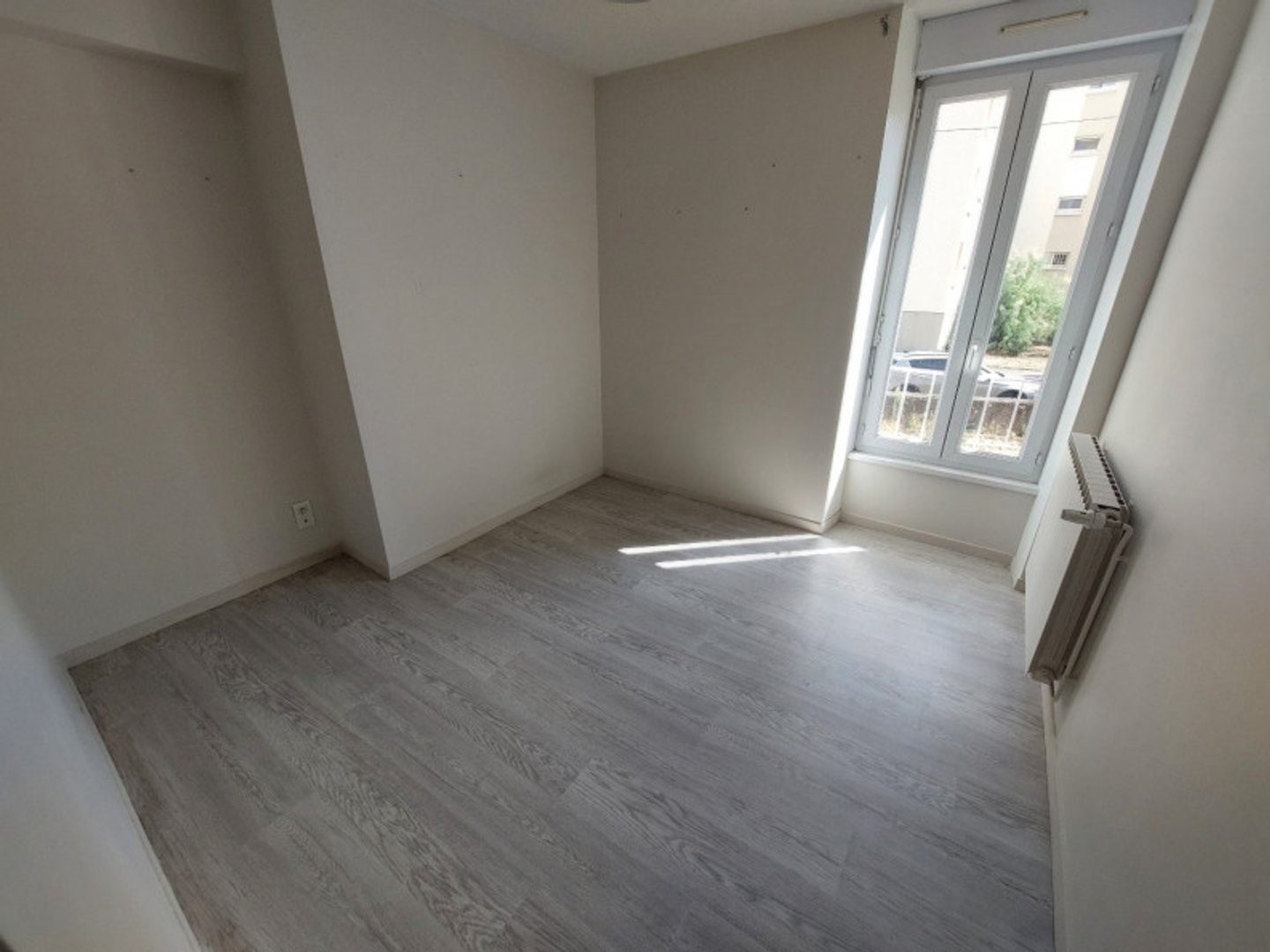 Appartement à vendre - 4 pièces - 77m2 - Millau (12100)