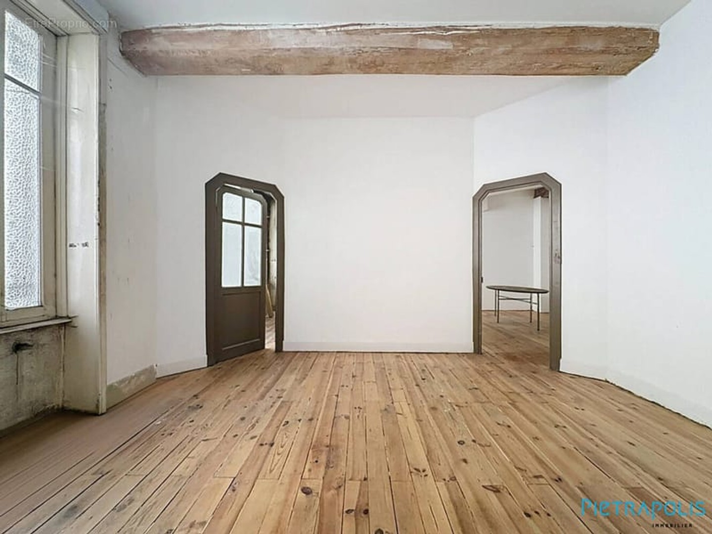 Local 2 pièces 55 m²