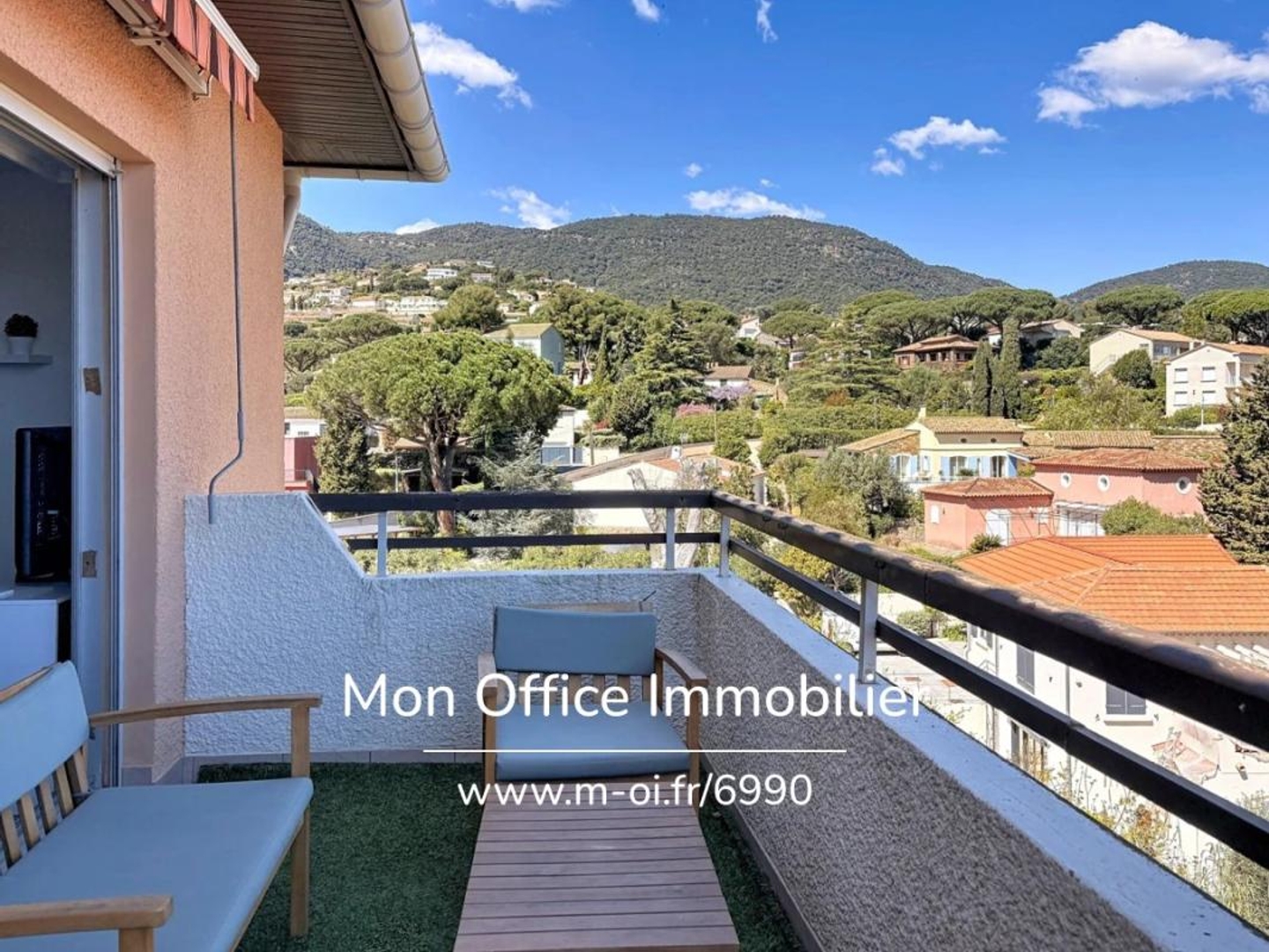 Appartement à vendre - 1 pièce - 28m2 - Cavalaire-Sur-Mer (83240)