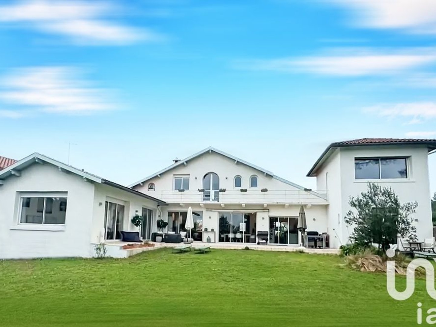 Vente Maison/villa 8 pièces