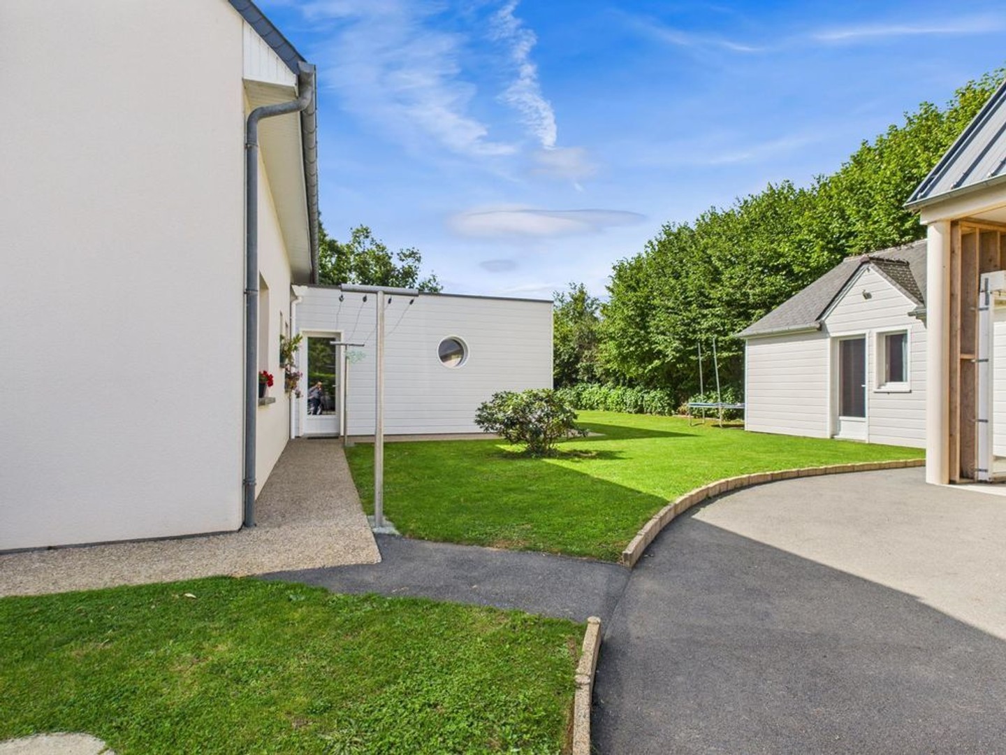 Maison à vendre - 8 pièces - 161m2 - Saint-Sauveur-Vil... (50490)