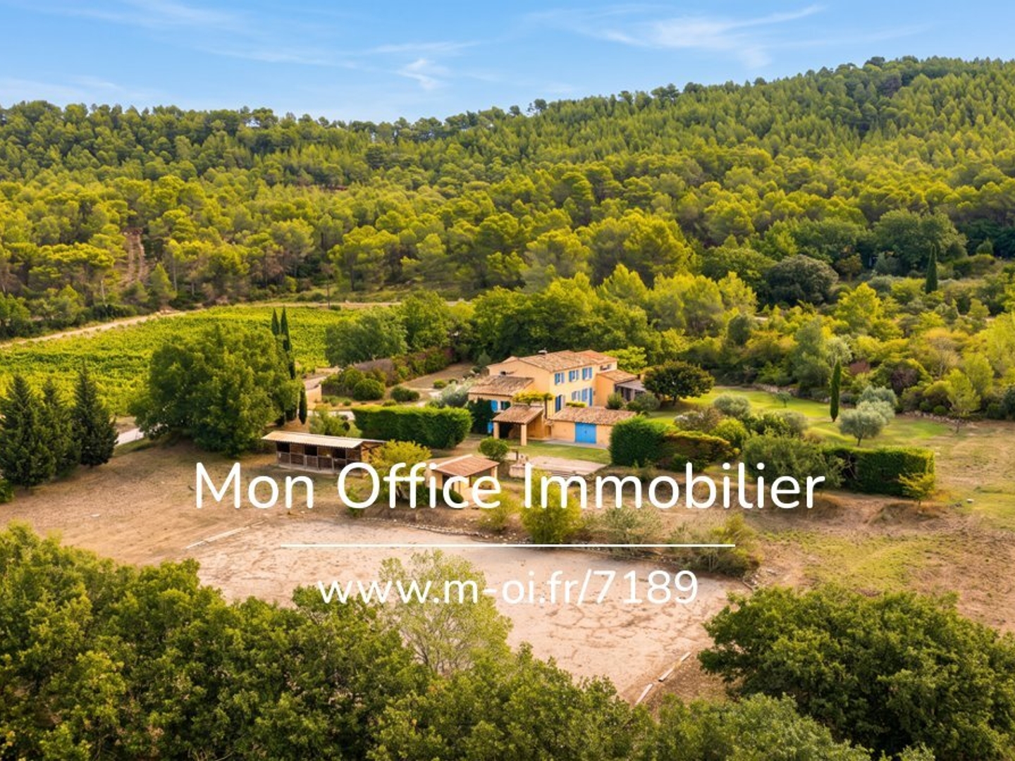 Maison à vendre - 7 pièces - 215m2 - Rognes (13840)