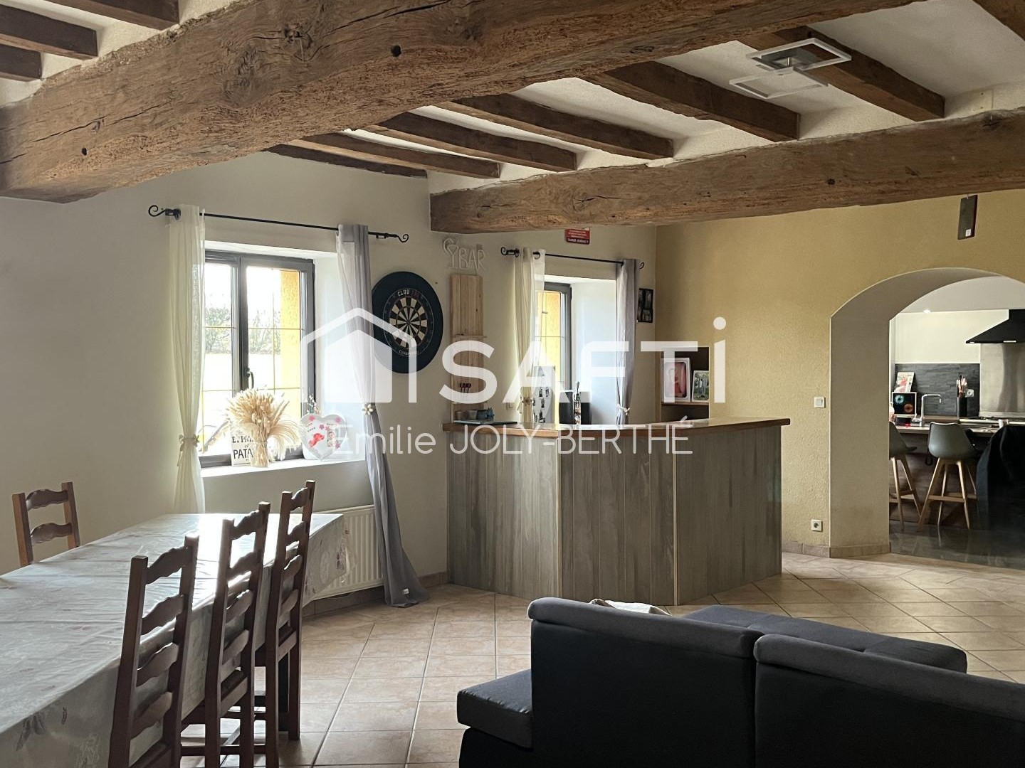 MAISON LONGERE DE PLAIN PIED 174 M² - SECTEUR AVESSÉ / 72350