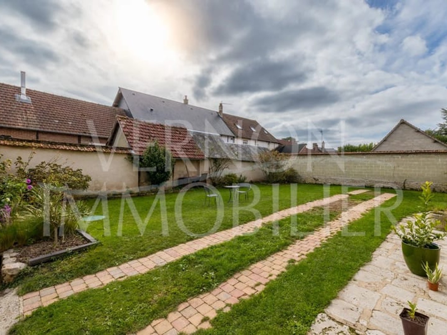 Maison à vendre - 5 pièces - 96m2 - Vexin-Sur-Epte (27630)