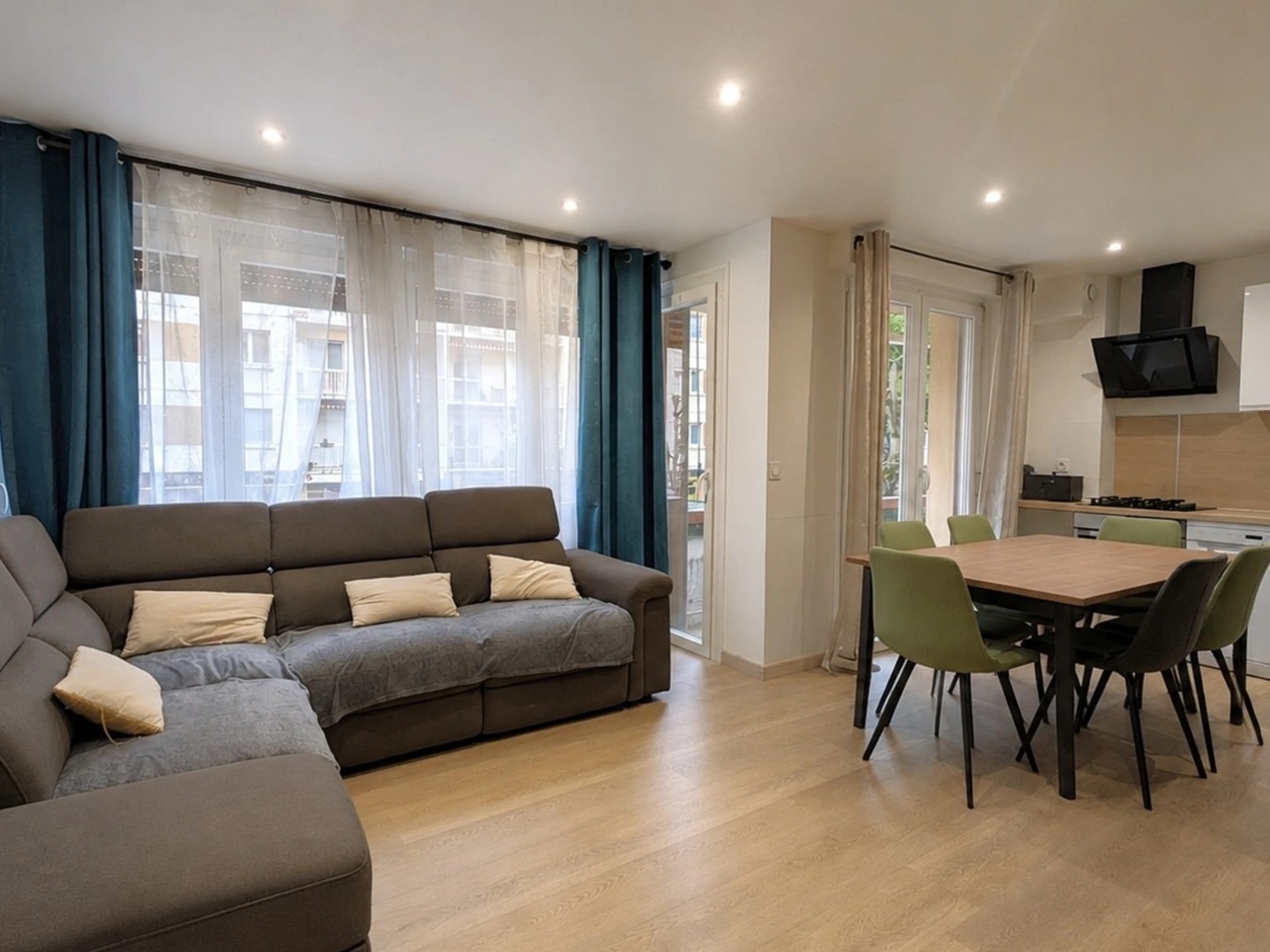 Appartement à vendre - 3 pièces - 74m2 - Aix-Les-Bains (73100)