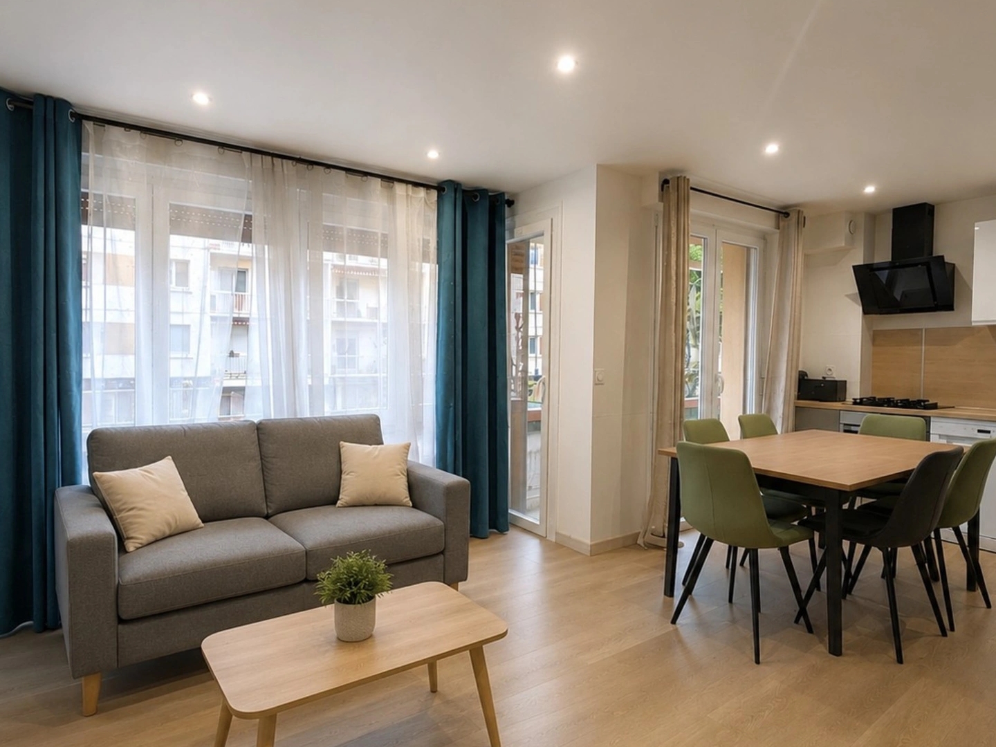 Appartement à vendre - 3 pièces - 74m2 - Aix-Les-Bains (73100)