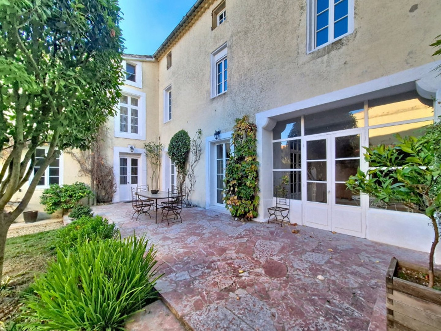 Maison vigneronne 8 pièces 280 m²