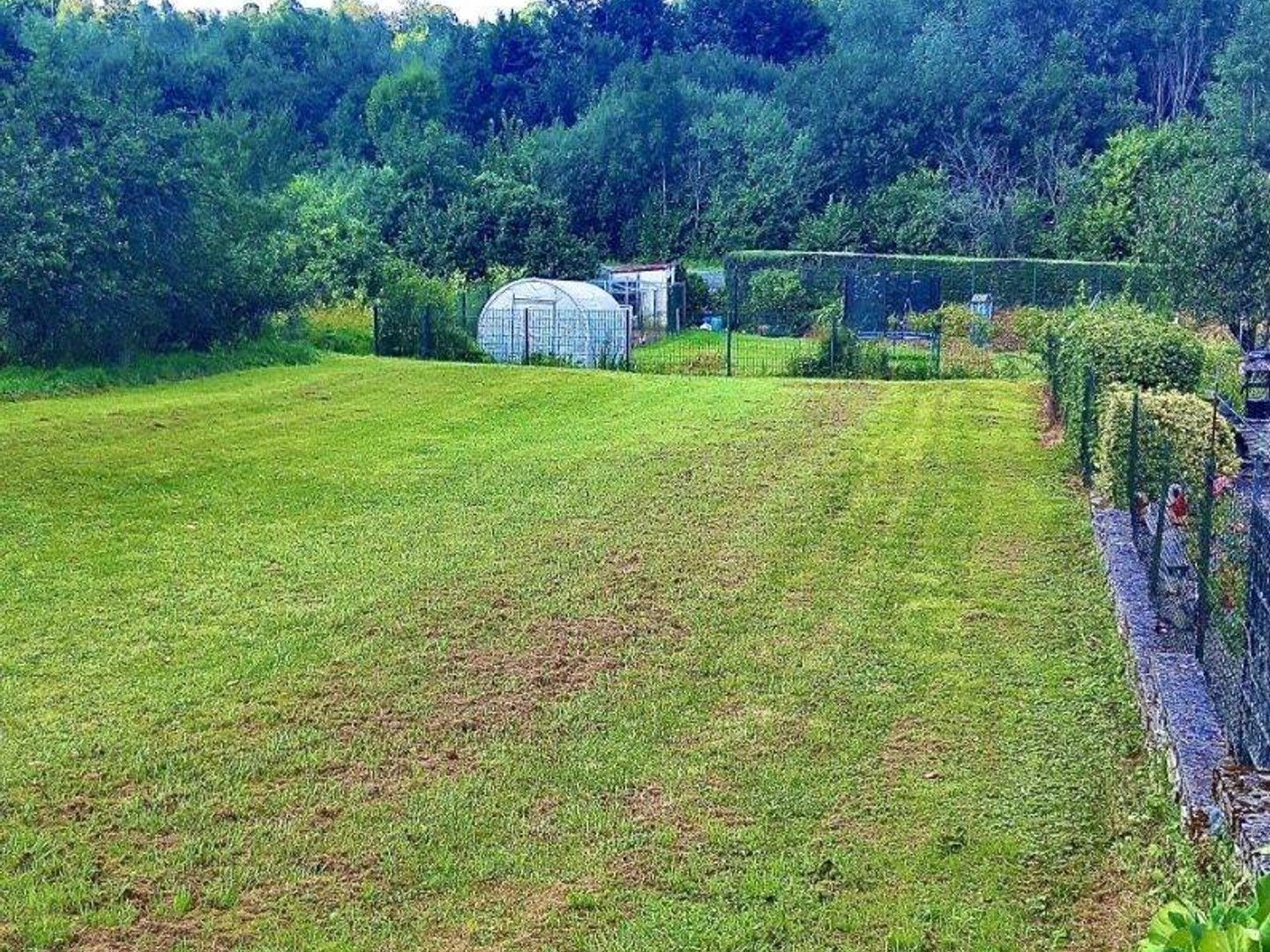 Terrain 570 m²