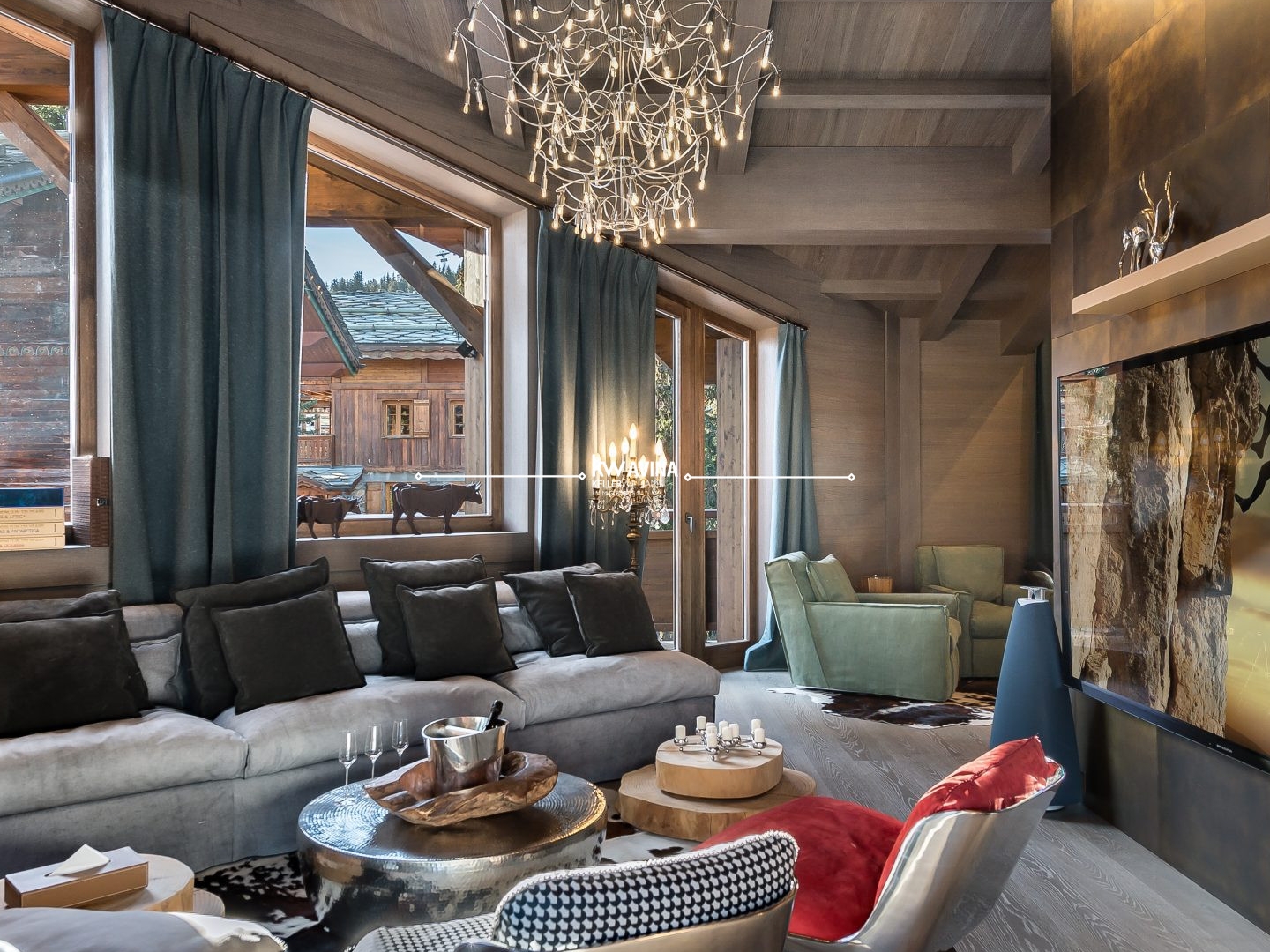 Maison à vendre - 14 pièces - 700m2 - Courchevel (73120)
