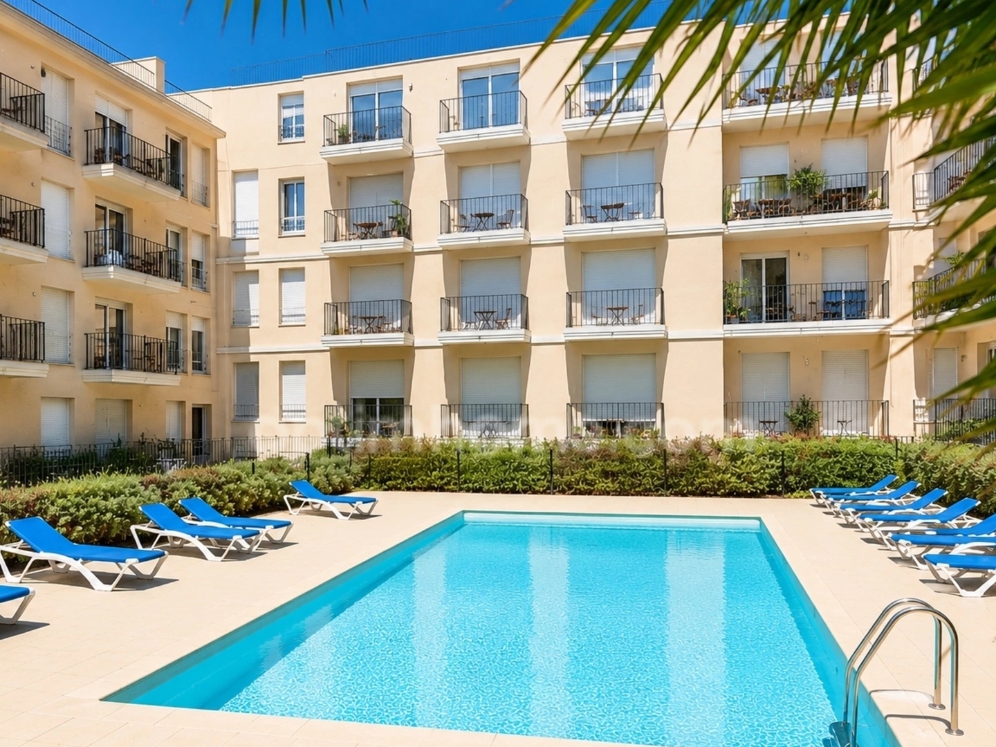 STUDIO / T1 BIS RÉNOVÉ - BORDEAUX MÉRIADECK - PISCINE