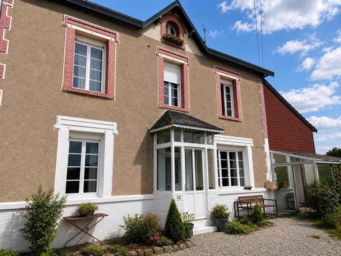 Maison 6 pièces 230 m²