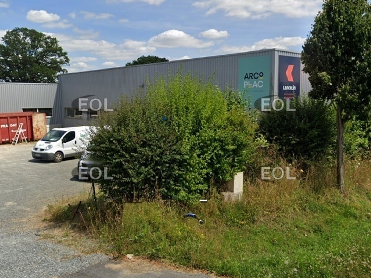 A VENDRE ACTIVITES-BUREAUX
