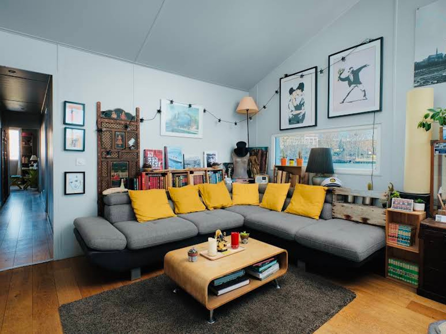 Péniche 5 pièces 150 m²