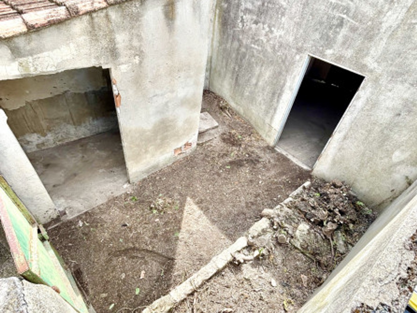 Parking/Garage/Box 27 m²