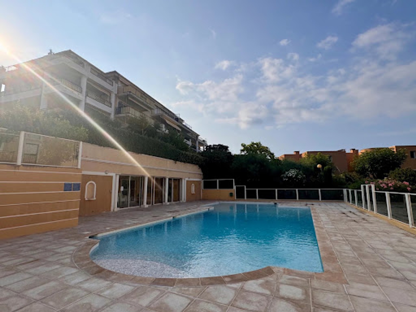 Appartement à vendre - 4 pièces - 94m2 - Nice (06200)