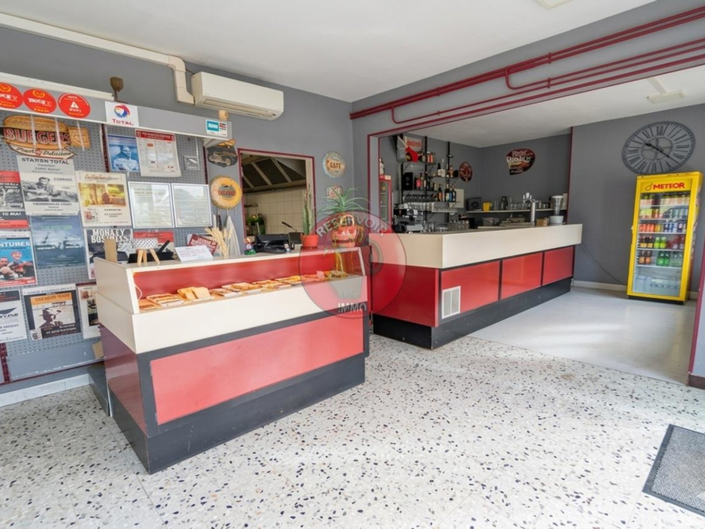 Magasin à vendre - 2000m2 - Boyer (71700)
