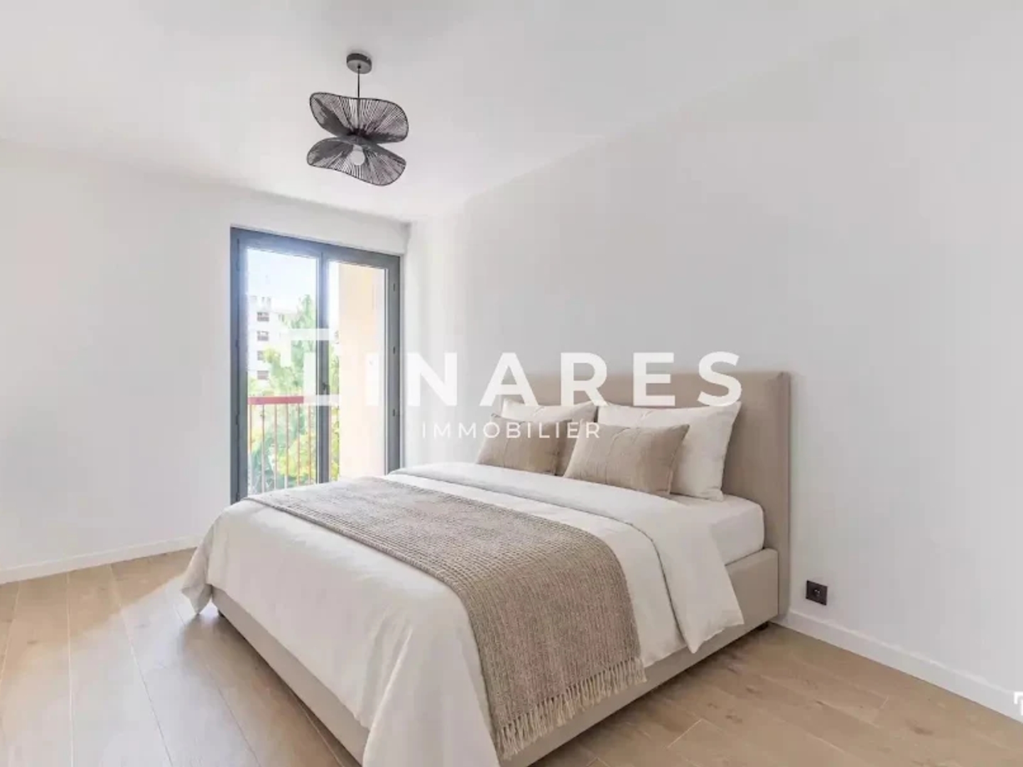 Appartement à vendre - 4 pièces - 93m2 - Aix-En-Provence (13100)