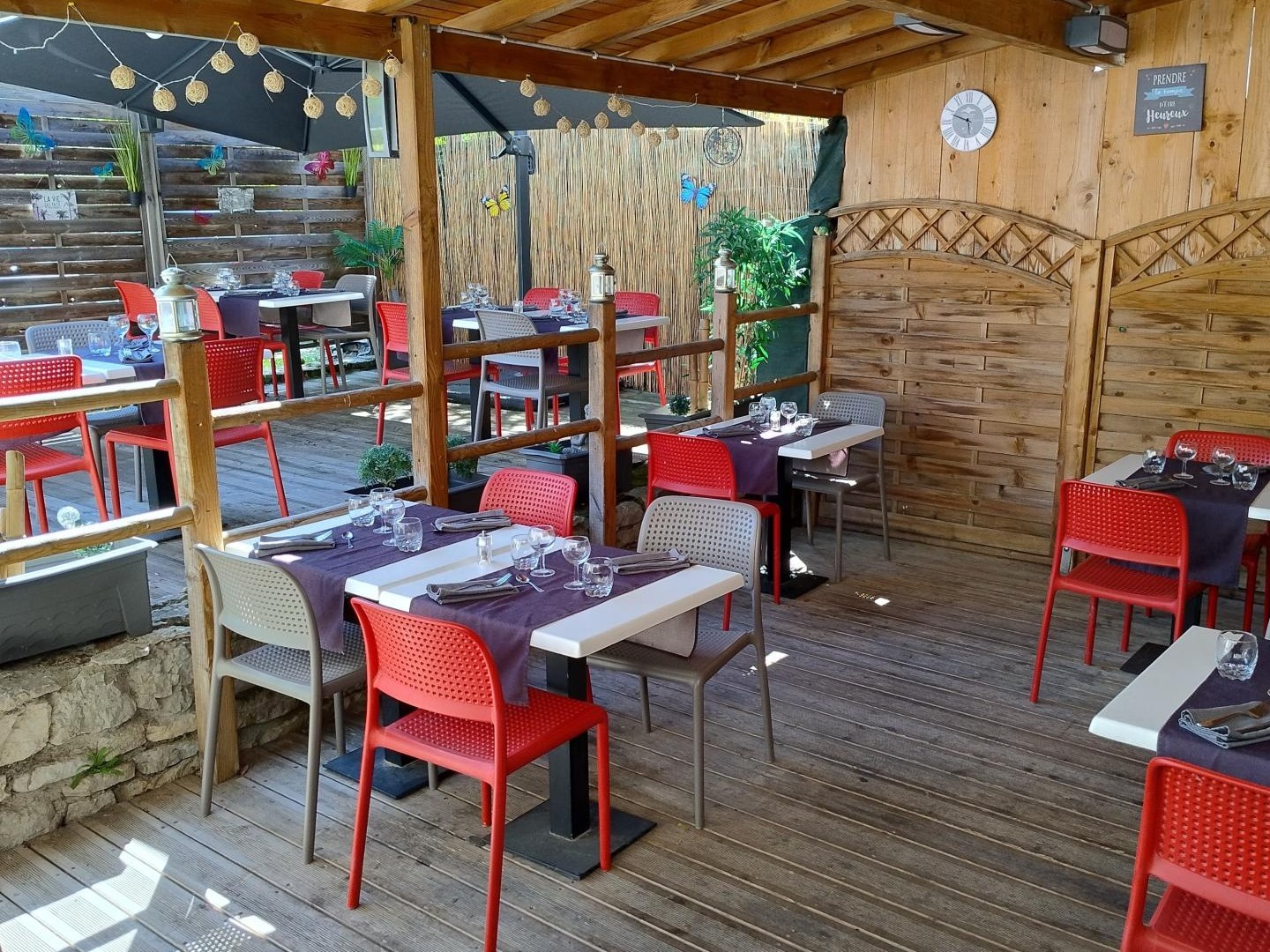 Magasin à vendre - 557m2 - Moirans-En-Montagne (39260)