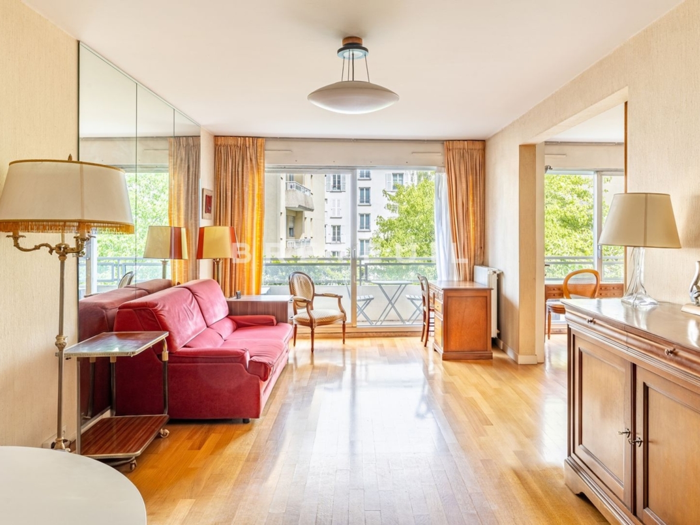 Appartement à vendre - 2 pièces - 57m2 - Paris 15e (75015)