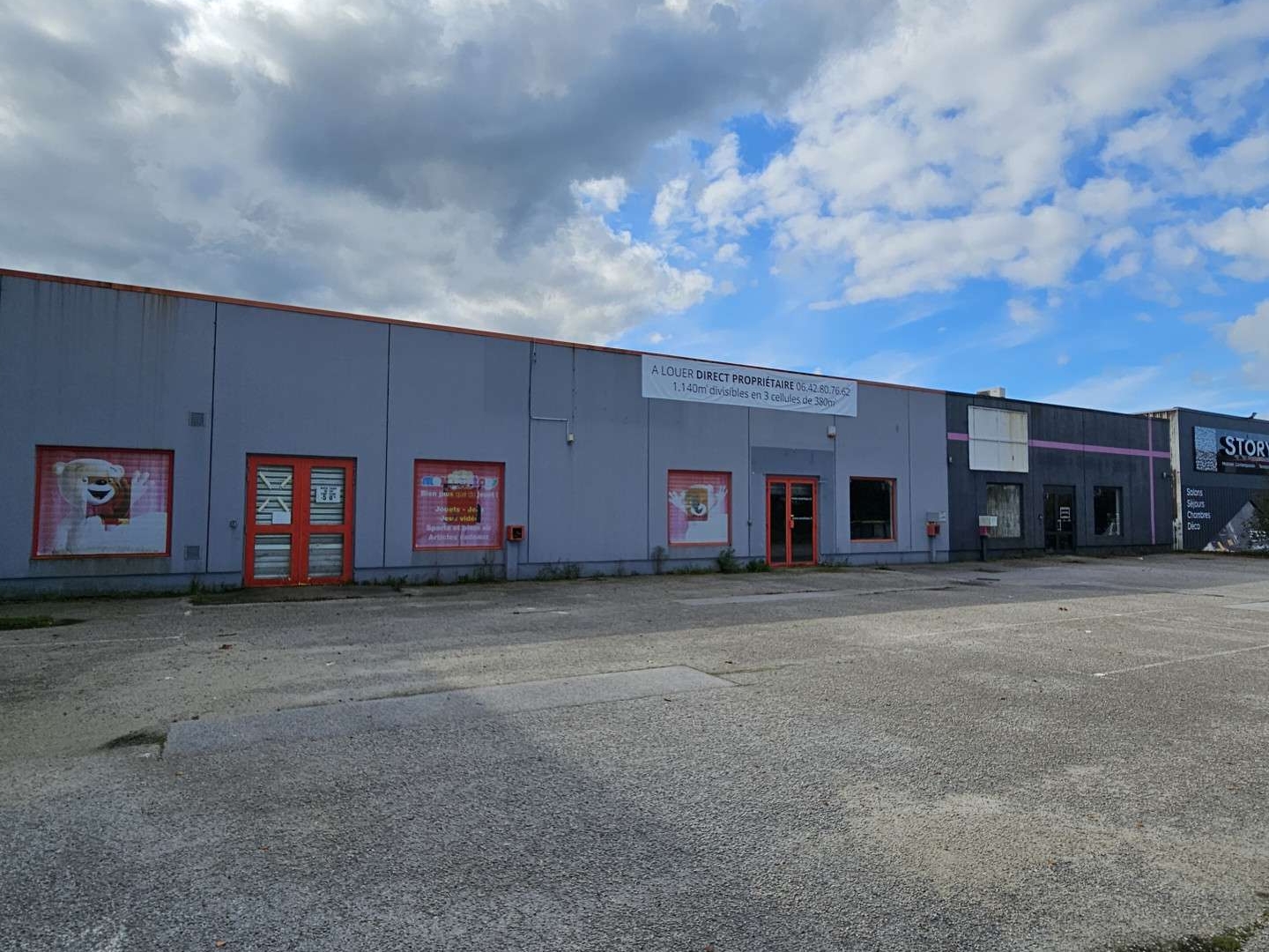 AV local commercial 1140m² à Tourlaville Cap Nord