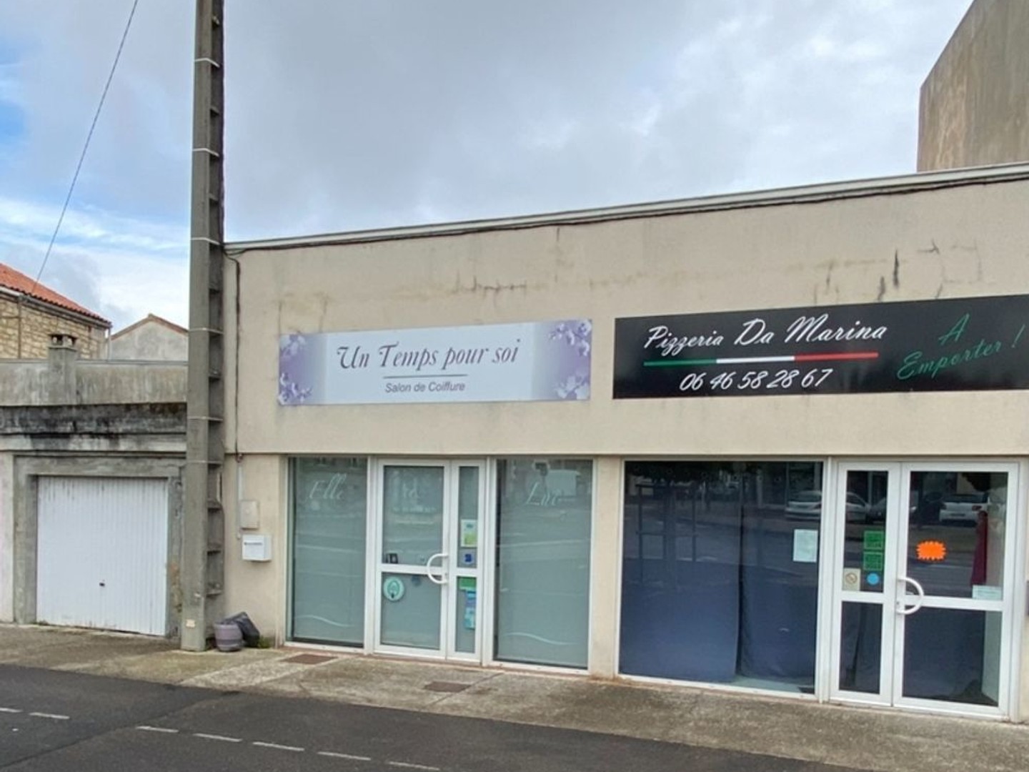 Angoulême. Deux locaux commerciaux loués avec 1 garage