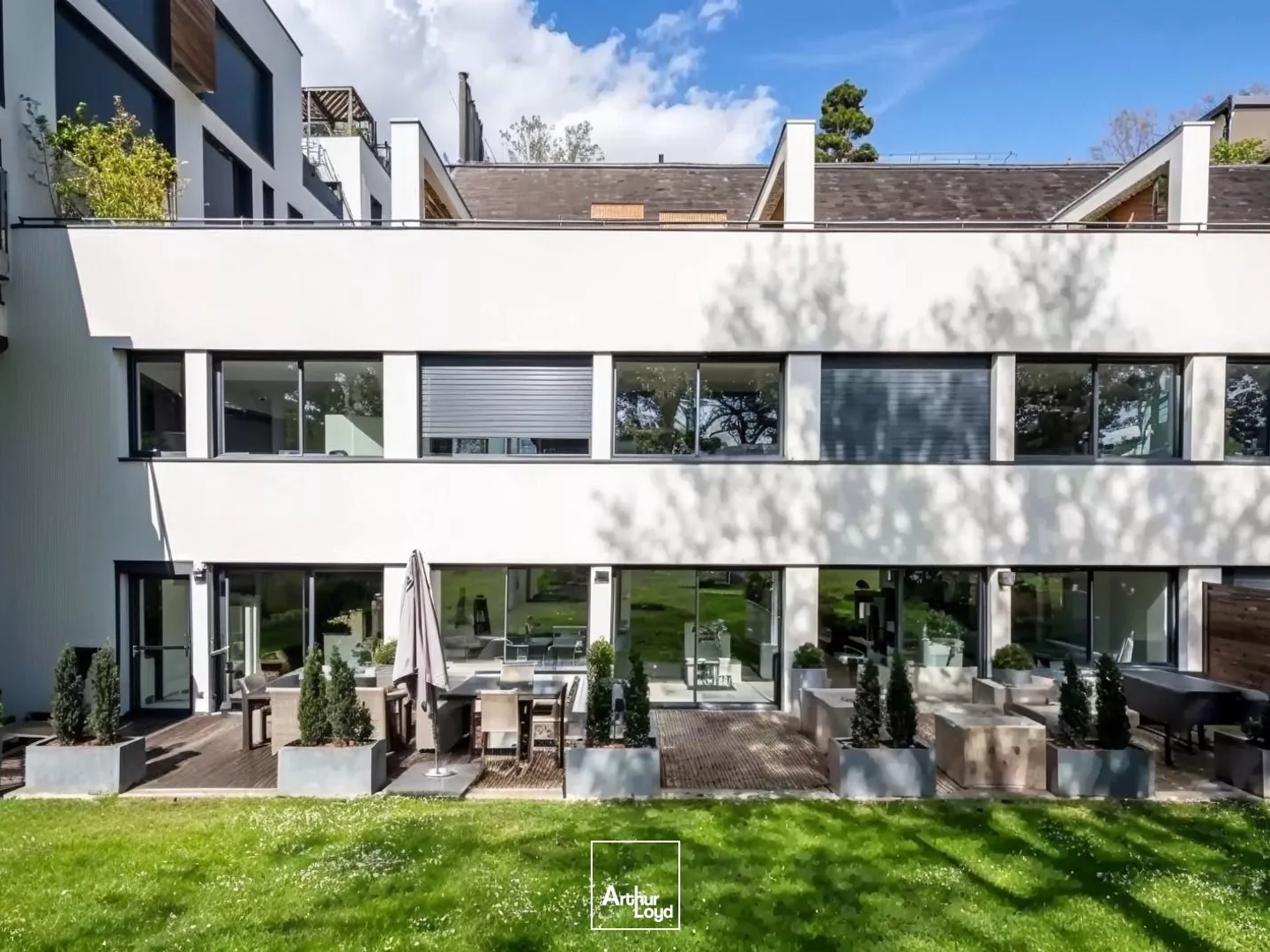 Bureaux à vendre - 679m2 - Rueil-Malmaison (92500)