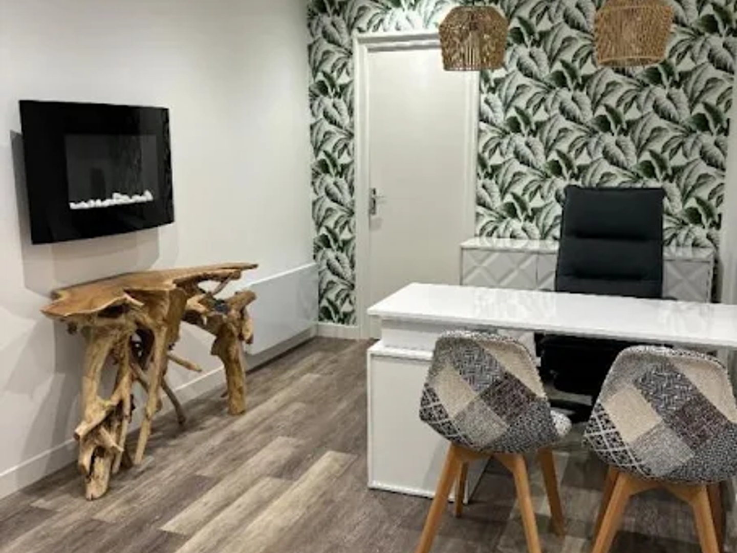 Local 23 m²