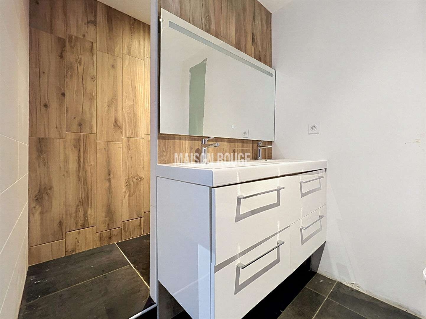 Maison à vendre - 8 pièces - 247m2 - Mont-Dol (35120)