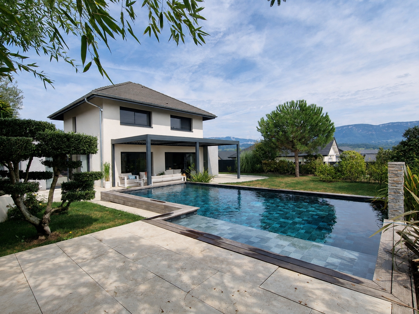 Proche AIX-LES-BAINS villa de standing à vendre