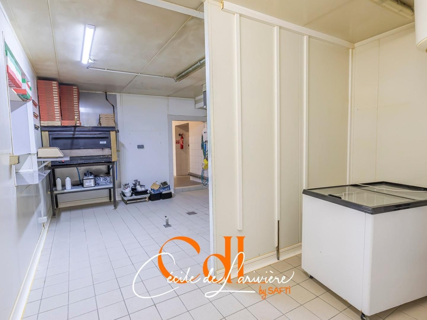 Bureaux à vendre - 2 pièces - 126m2 - Landivisiau (29400)