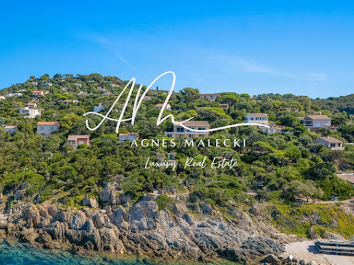 Maison à vendre - 5 pièces - 188m2 - Hyères (83400)