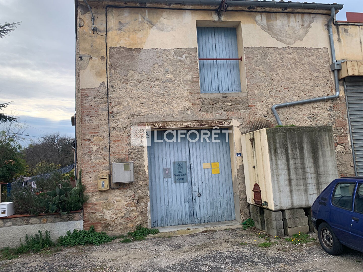 Parking 140 m²