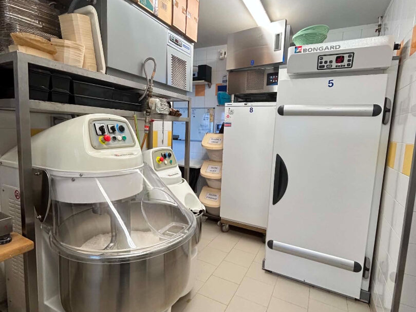 Magasin à vendre - 99m2 - Saint-Omer (62500)