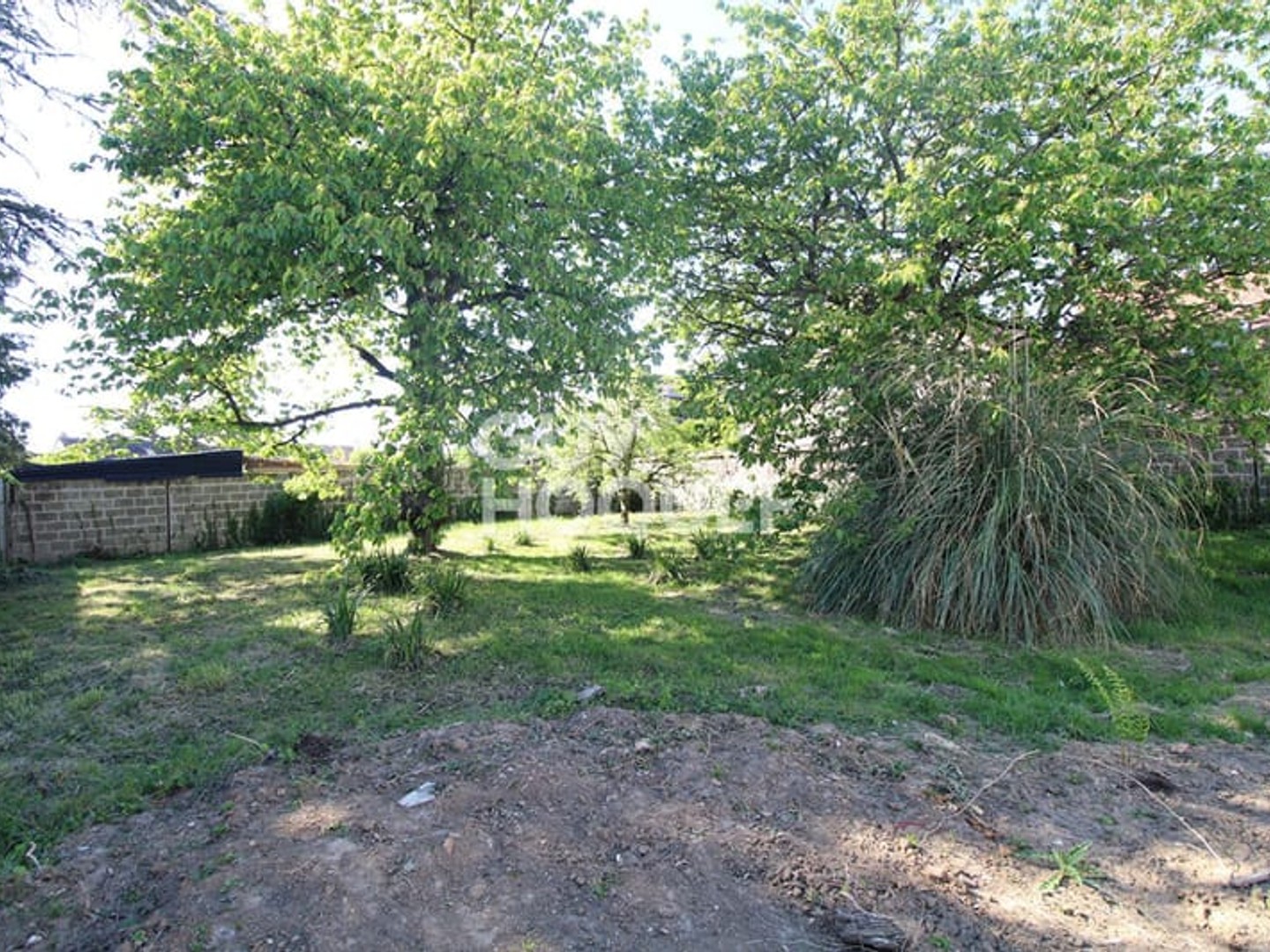Terrain 426 m²