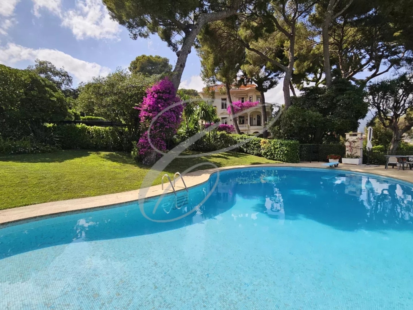 CAP MARTIN - 3 PIECES