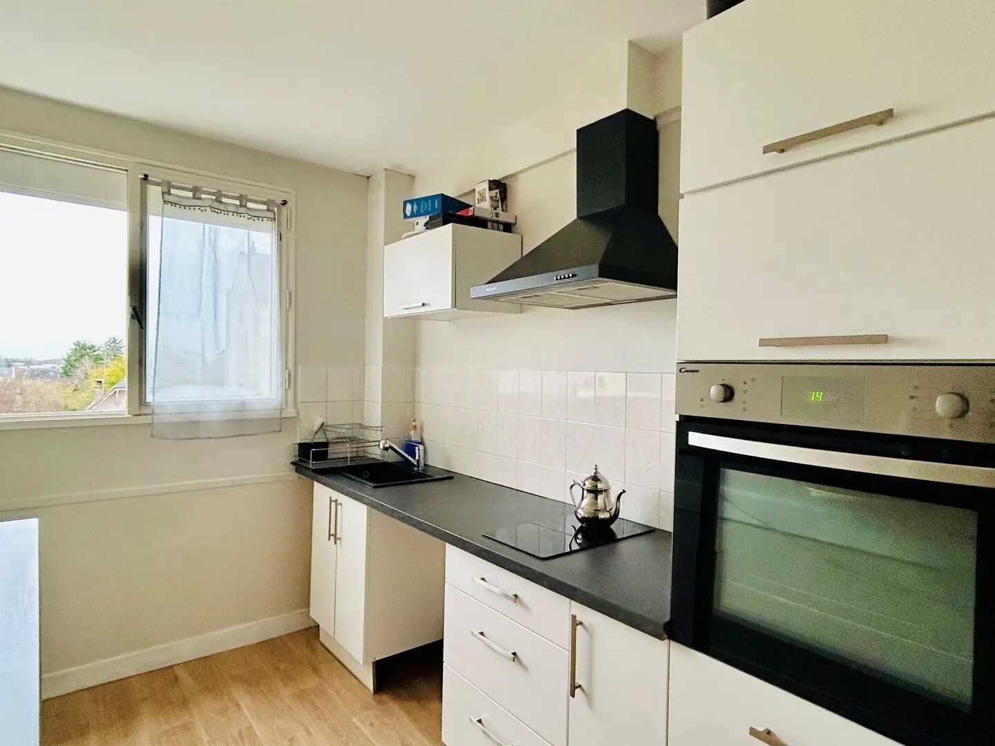 Immeuble à vendre - 5 pièces - 110m2 - Châteauroux (36000)