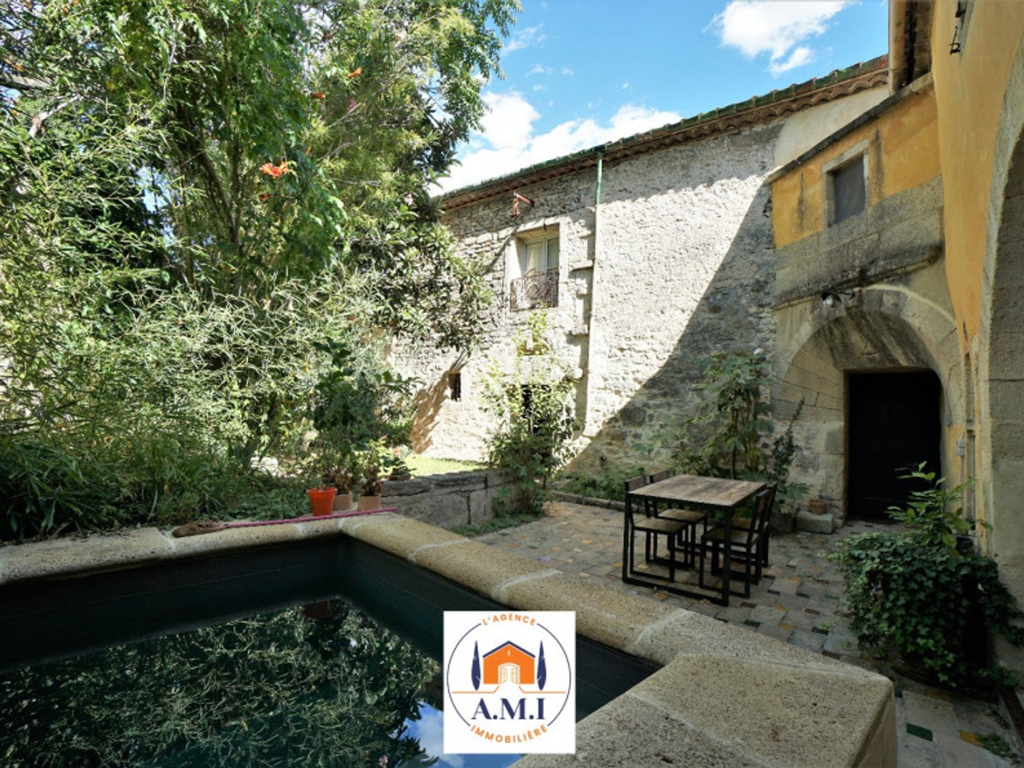 Maison à vendre - 5 pièces - 207m2 - Boisseron (34160)