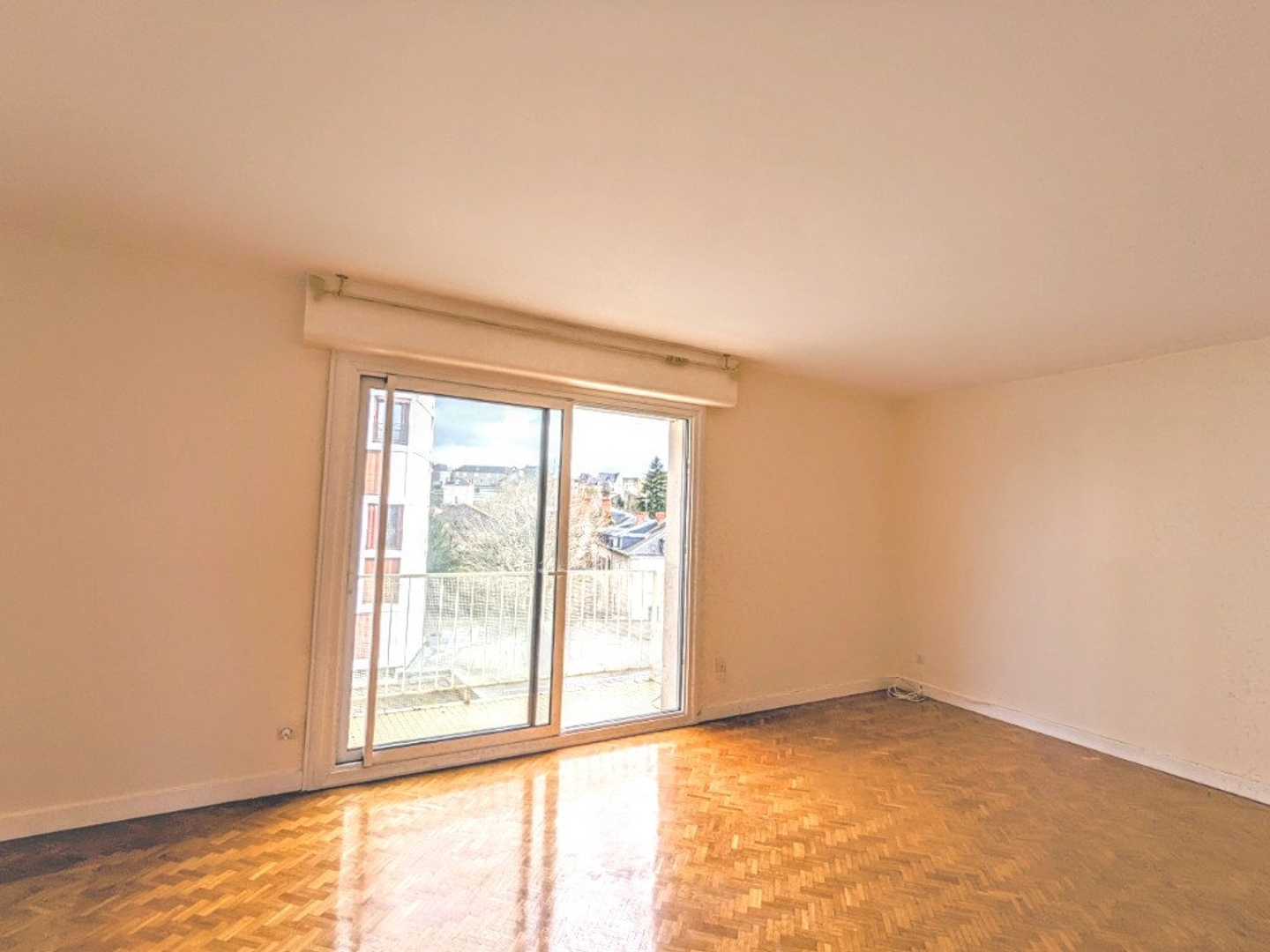 Appartement à vendre - 5 pièces - 102m2 - Montluçon (03100)