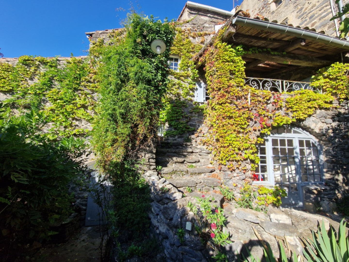 Maison à vendre - 5 pièces - 136m2 - Pézènes-Les-Mines (34600)