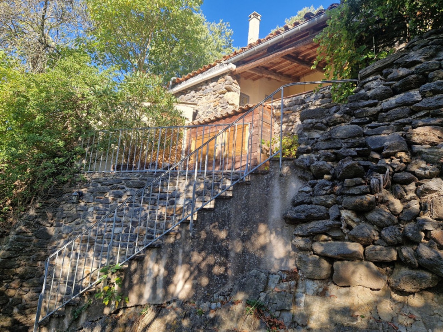 Maison à vendre - 5 pièces - 136m2 - Pézènes-Les-Mines (34600)