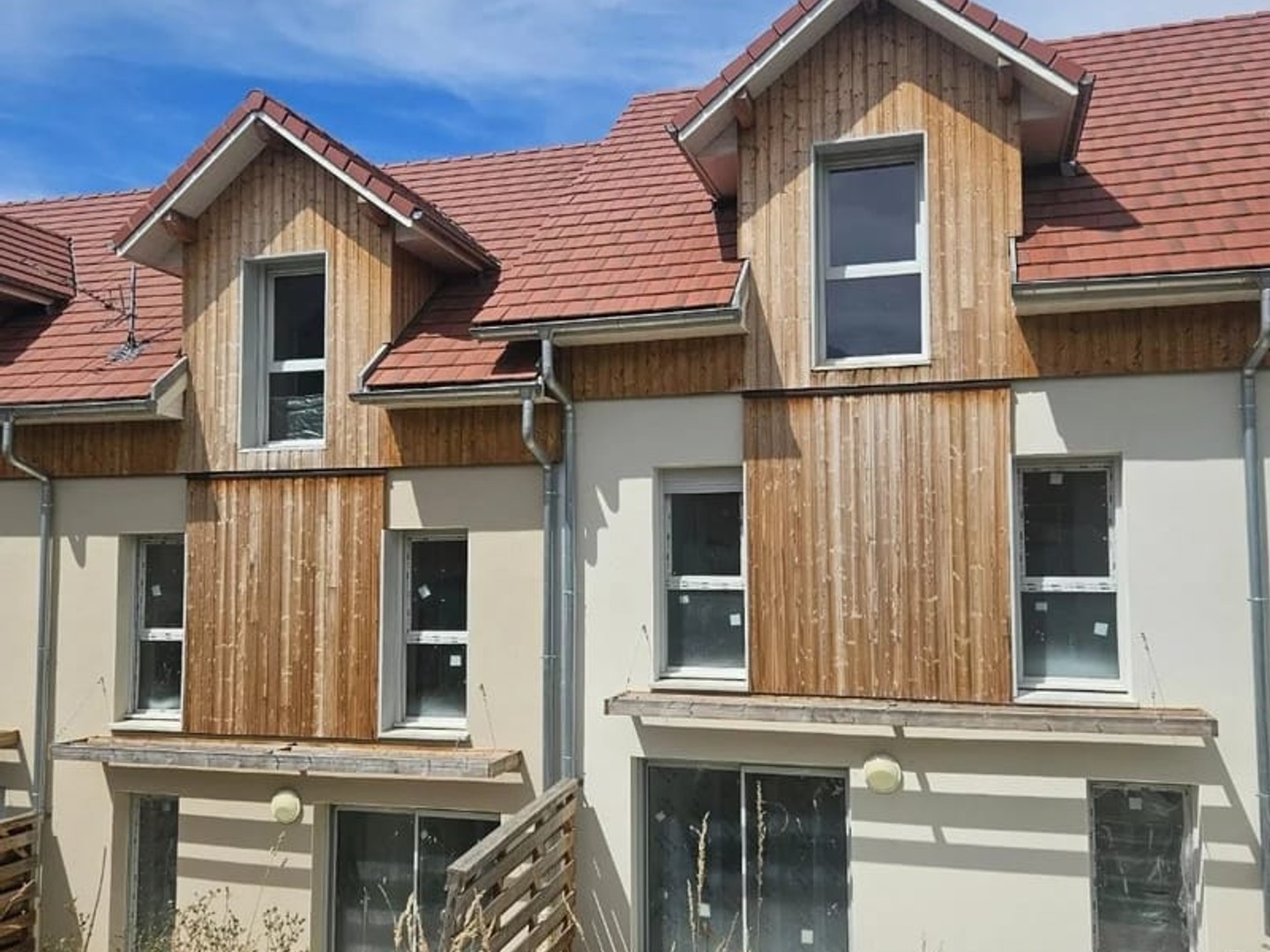VILLA NEUVE 5 PIECES 120M²