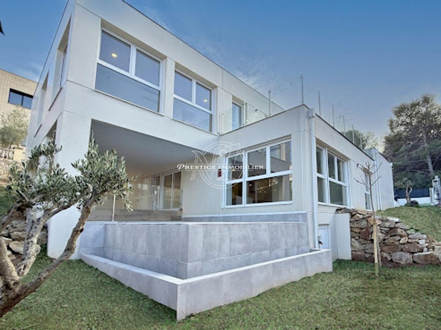 Villa 11 pièces 385 m²