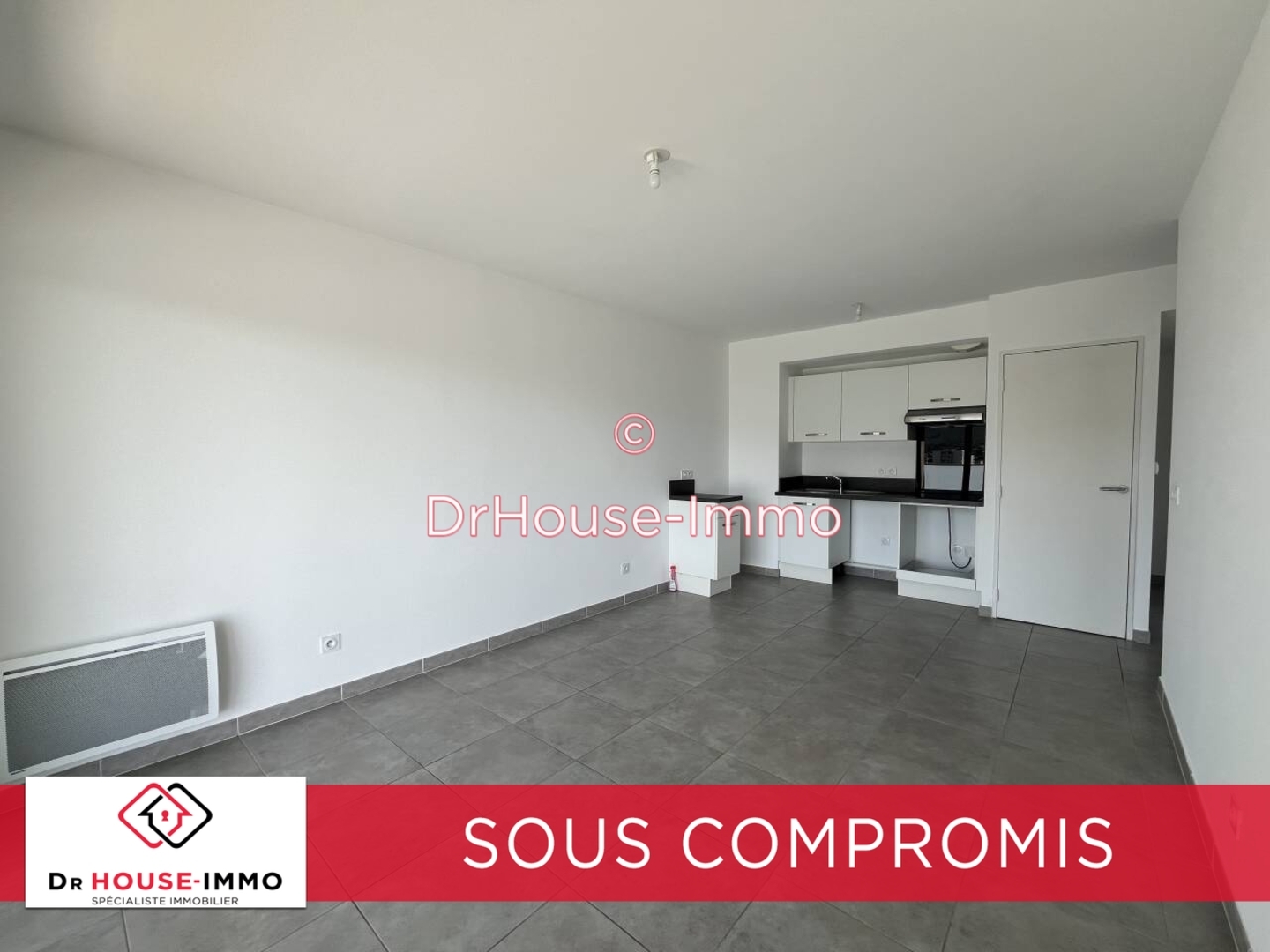 Appartement à vendre - 2 pièces - 44m2 - Marseille 12e (13012)