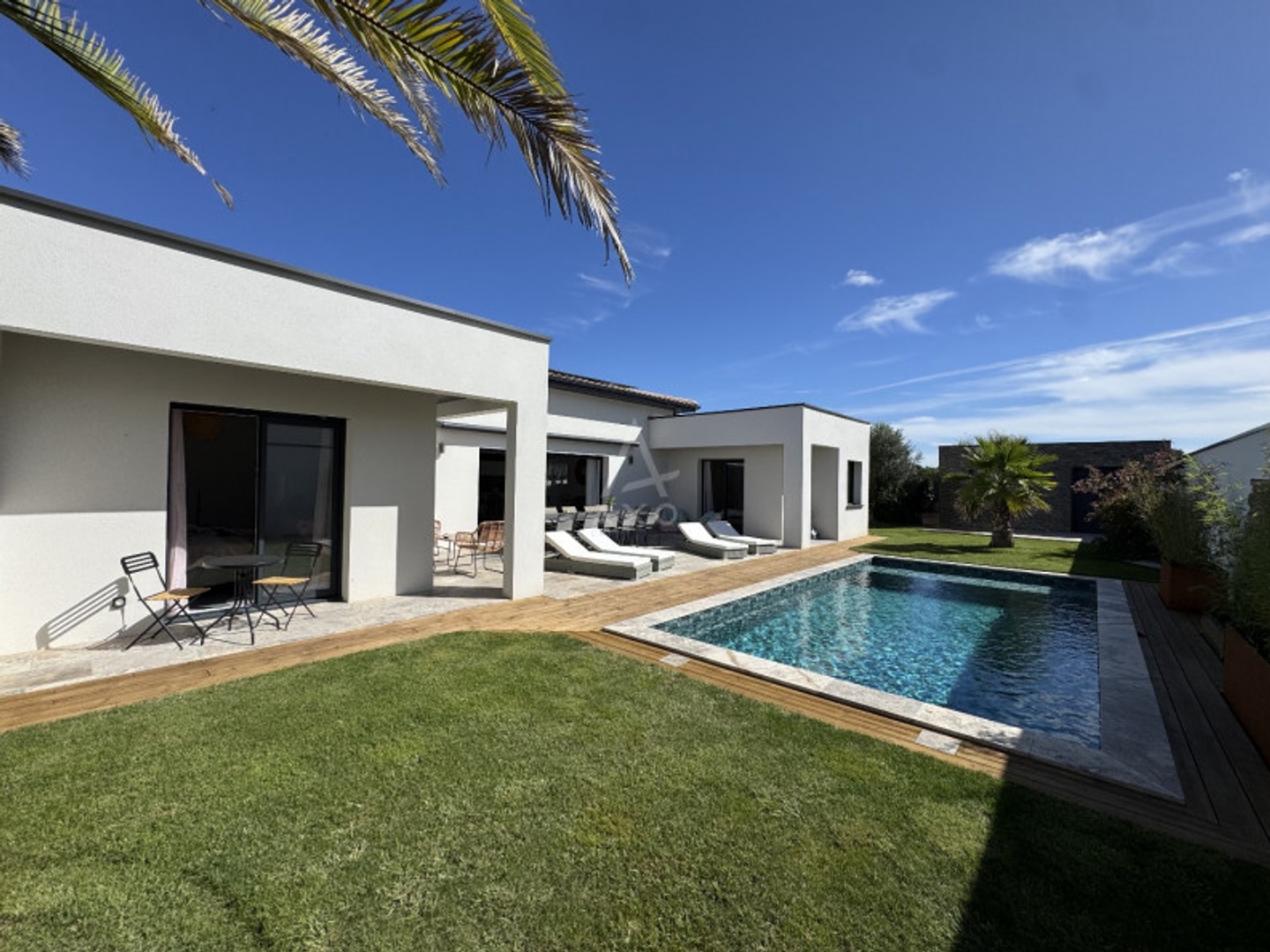 Maison à vendre - 4 pièces - 143m2 - Saint-Mariens (33620)