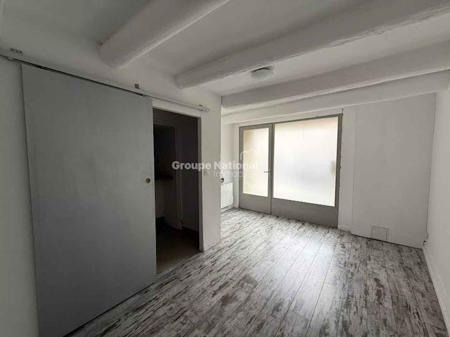 Magasin à vendre - 3 pièces - 50m2 - Pernes-Les-Fontaines (84210)